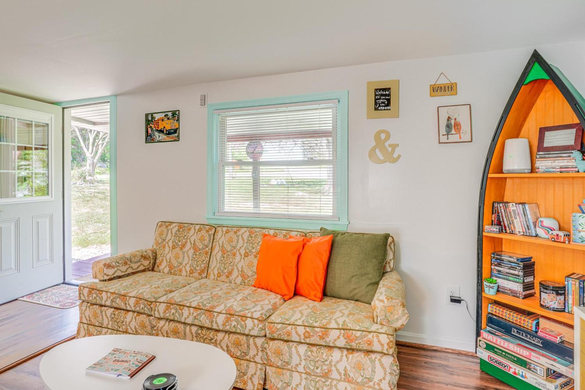 Waterfront Virginia Retreat With Canoe, Pets Welcome Rileyville Exteriör bild