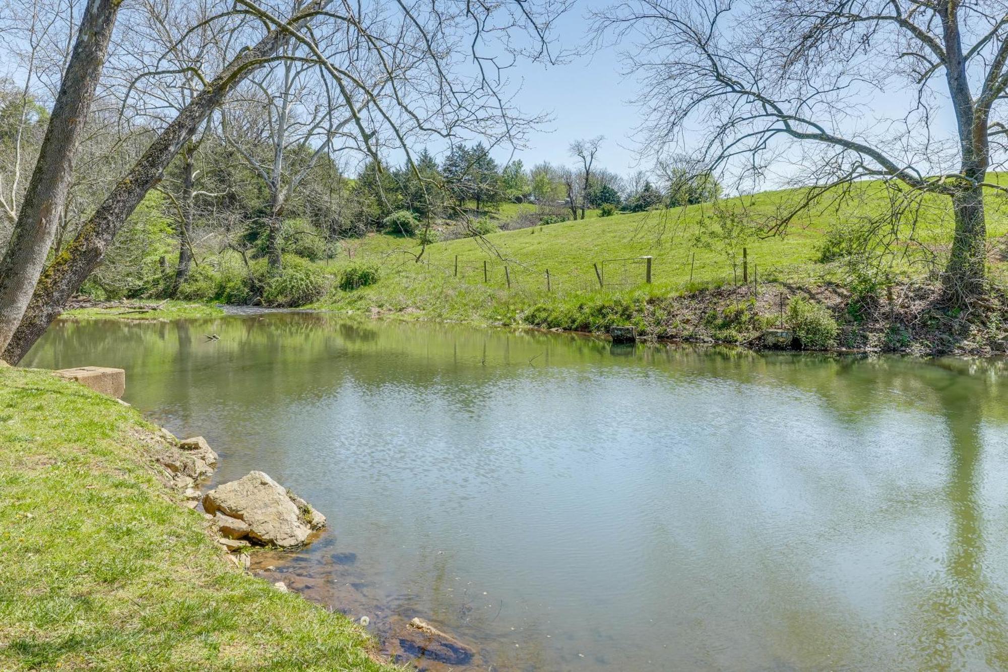 Waterfront Virginia Retreat With Canoe, Pets Welcome Rileyville Exteriör bild