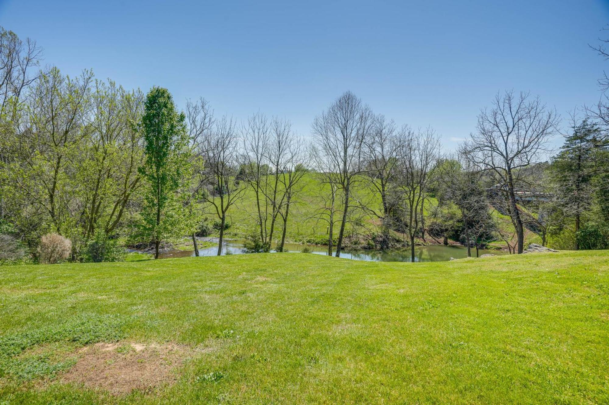 Waterfront Virginia Retreat With Canoe, Pets Welcome Rileyville Exteriör bild