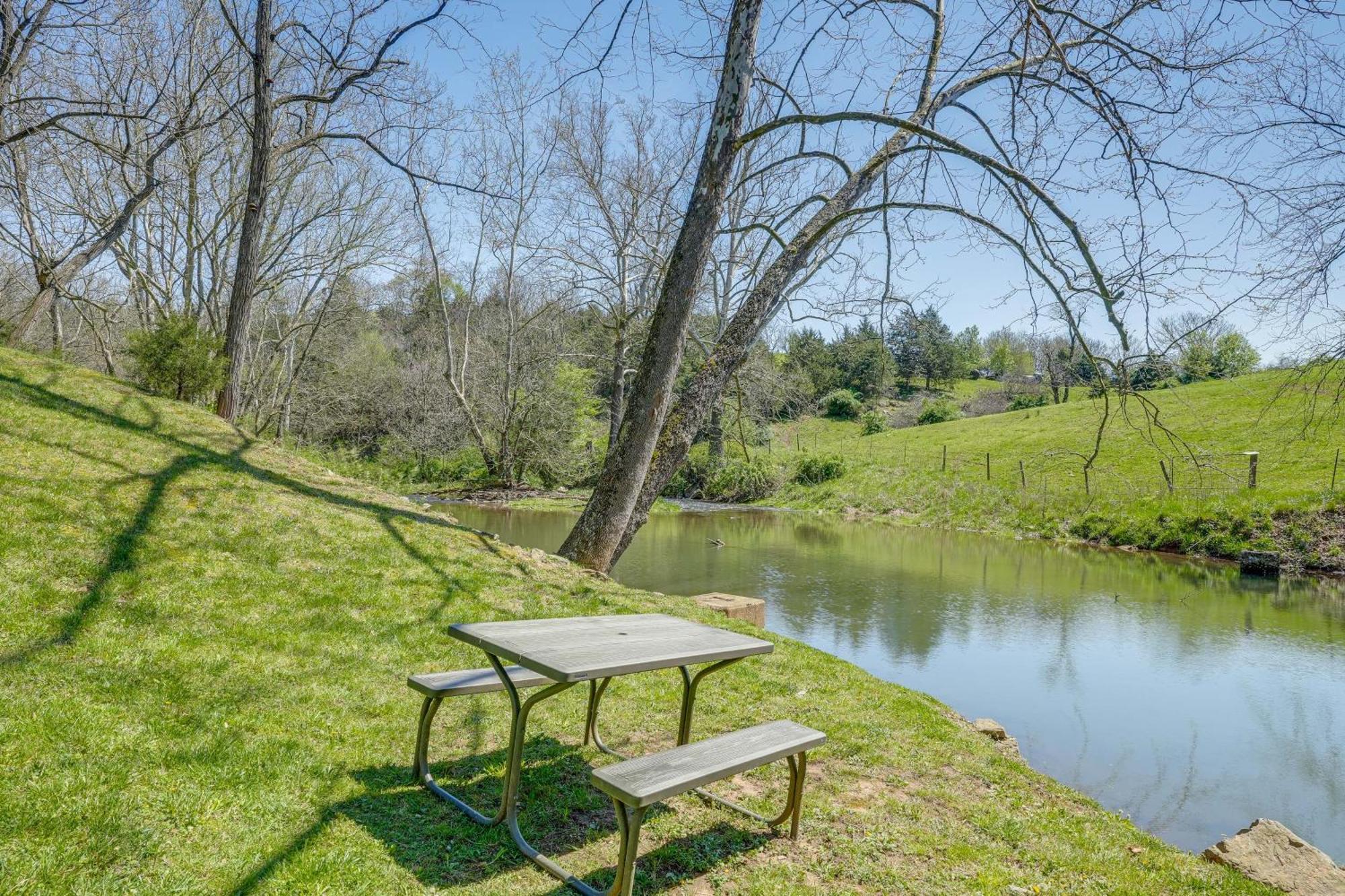 Waterfront Virginia Retreat With Canoe, Pets Welcome Rileyville Exteriör bild